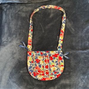 Vera Bradley Lizzy Crossbody/Shoulder Purse in Summer Cottage Pattern